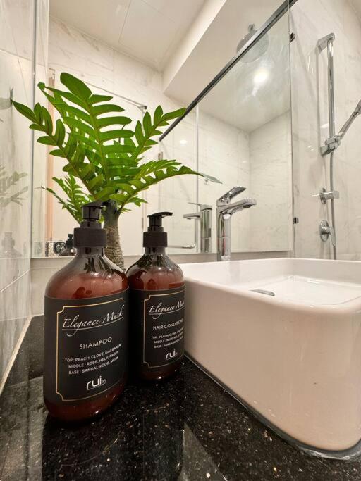 Modern 3min Klcc 2br 1-5pax Royce By Fantasy Pangsapuri *