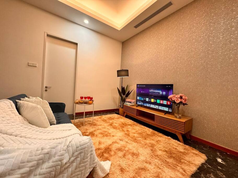 Modern 3min Klcc 2br 1-5pax Royce By Fantasy Pangsapuri Kuala Lumpur